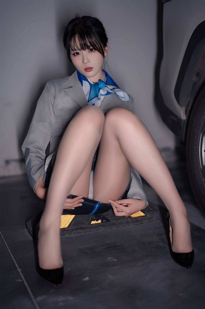 轩萧学姐 空姐车库 3